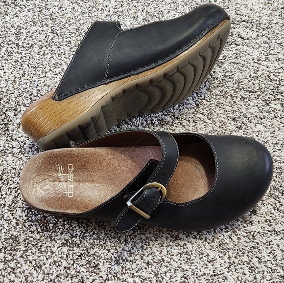 Black Danskos clog, size 39 - Picture 4 of 4
